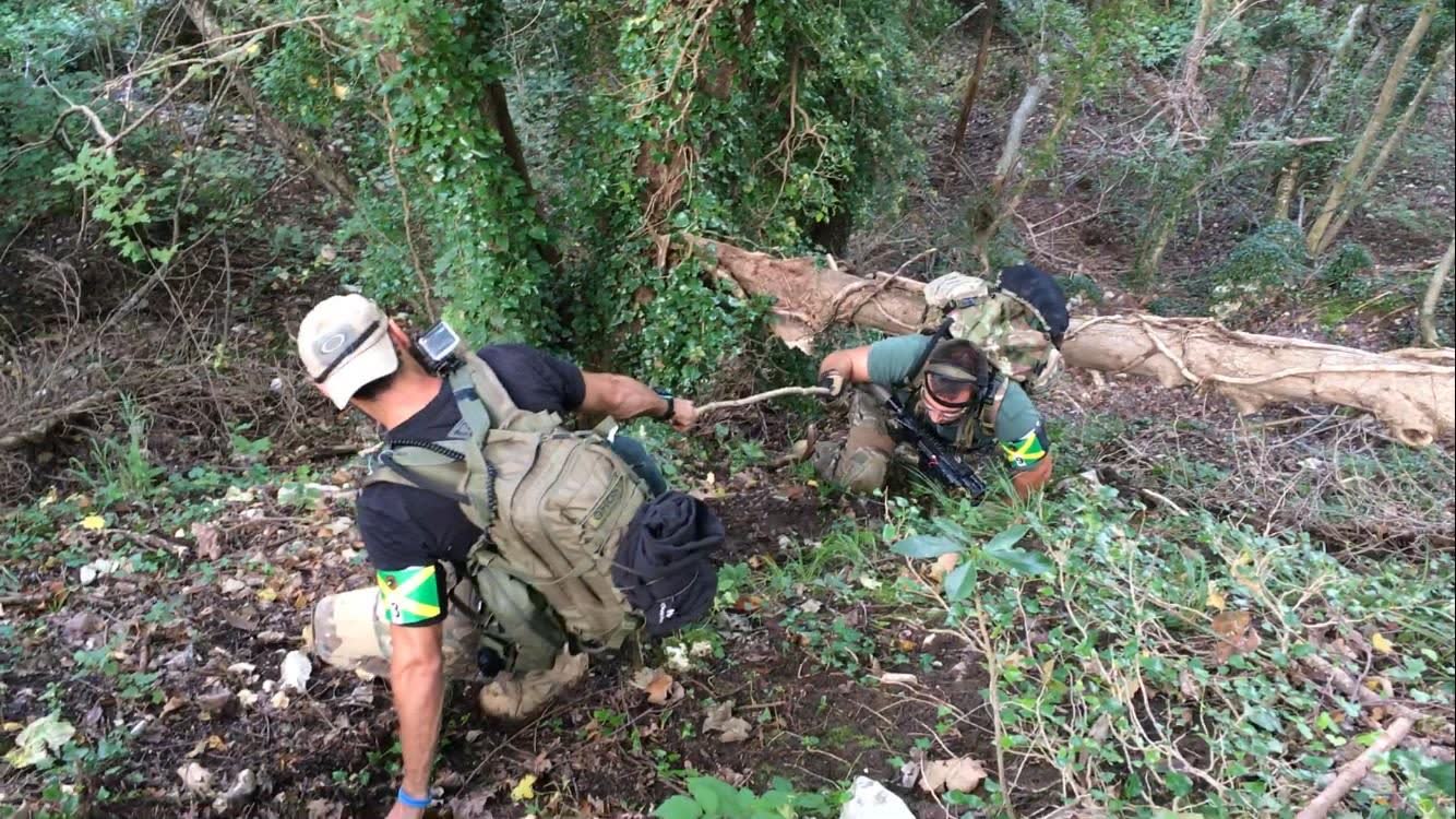 Squadra softair nel bosco Molise